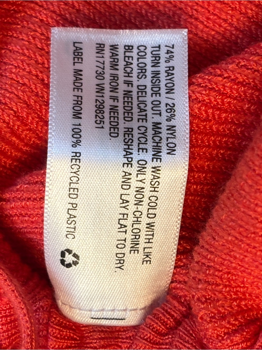 Universal Thread Red Ruched Side Tank Top - Picture 5 of 5